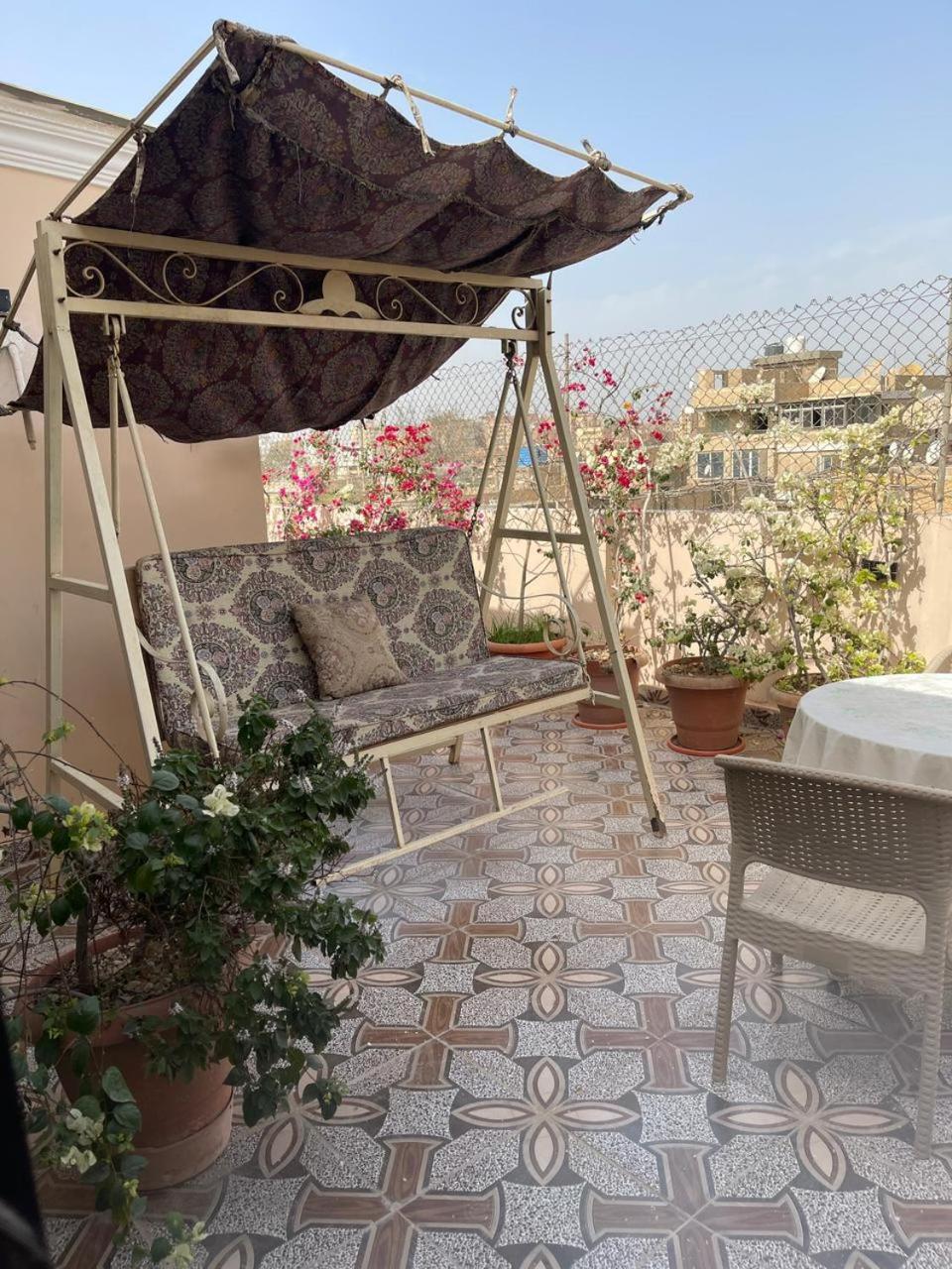 Apartment Pulse Luxury Pyramids View