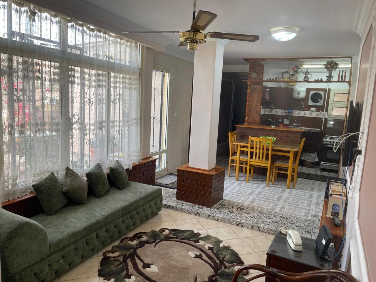 Pulse Luxury Pyramids View * Cairo