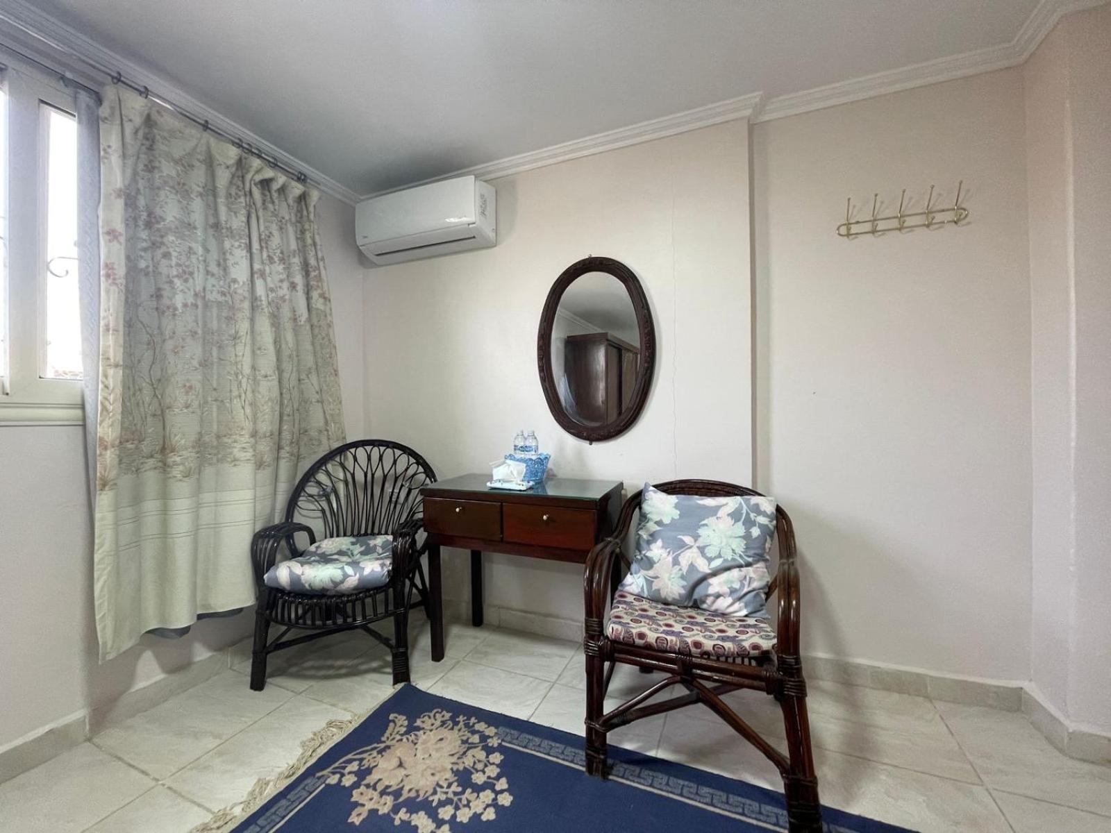Pulse Luxury Pyramids View Apartment *