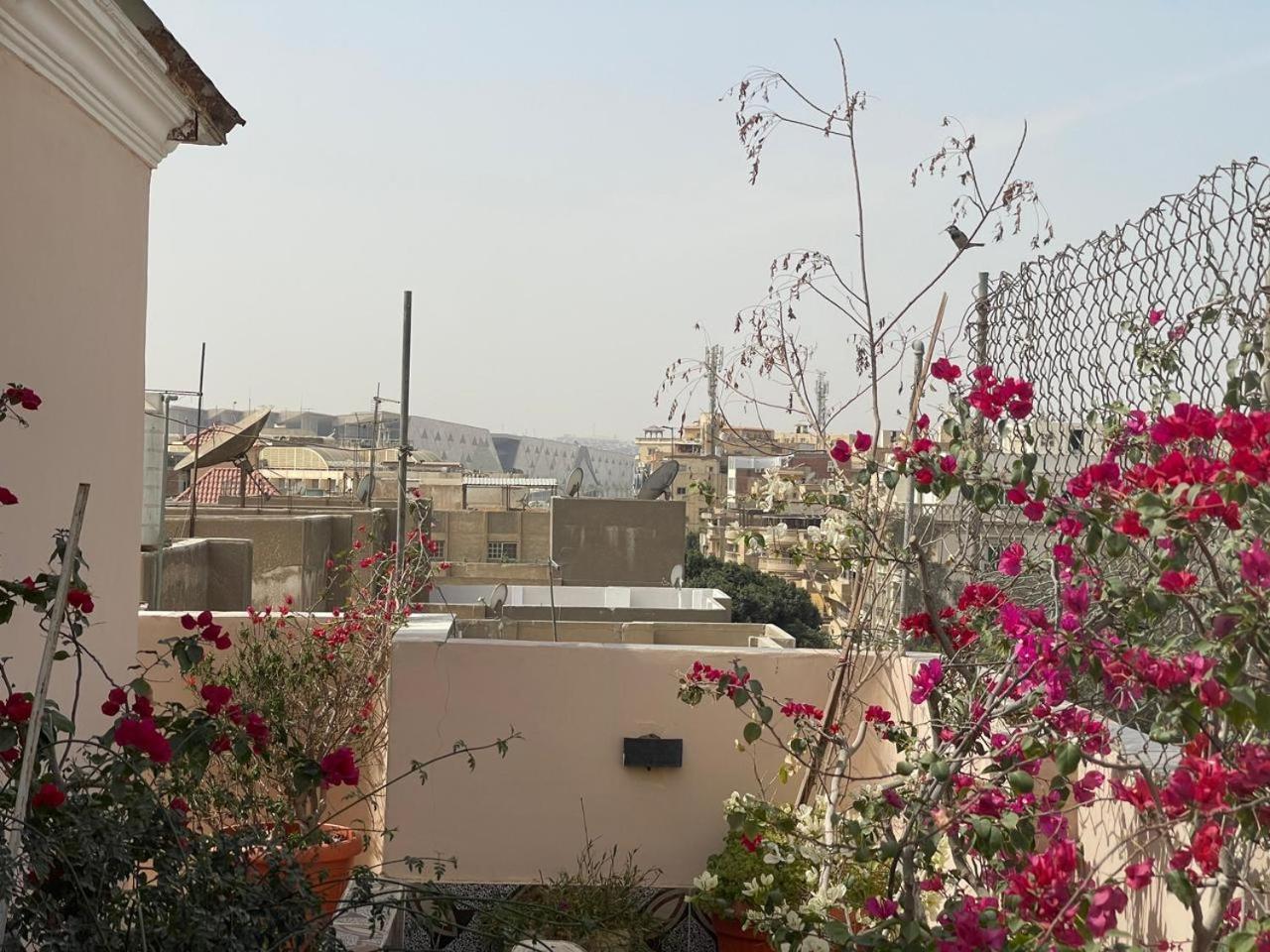 Pulse Luxury Pyramids View Apartment Cairo
